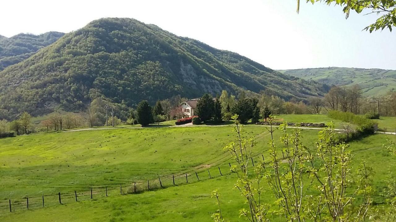 Ferienwohnung App.To Pian Del Ronco Pellegrino Parmense Exterior foto