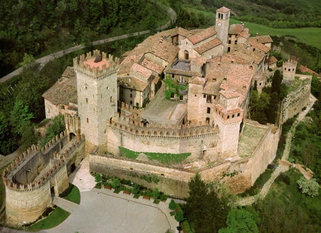 Ferienwohnung App.To Pian Del Ronco Pellegrino Parmense Exterior foto